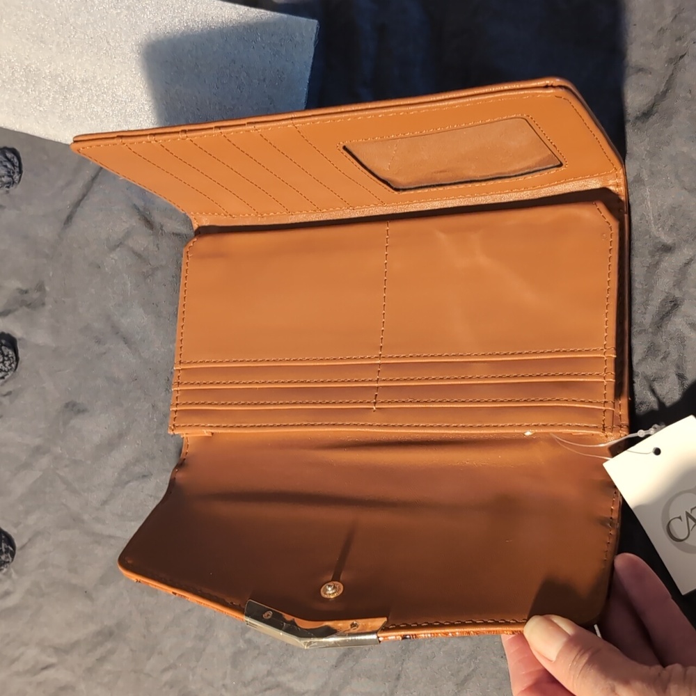 NWT Cato wallet - Picture 3 of 5